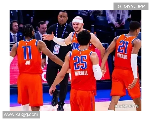 雷霆与马刺揭幕战精彩对决期待新赛季的辉煌篇章